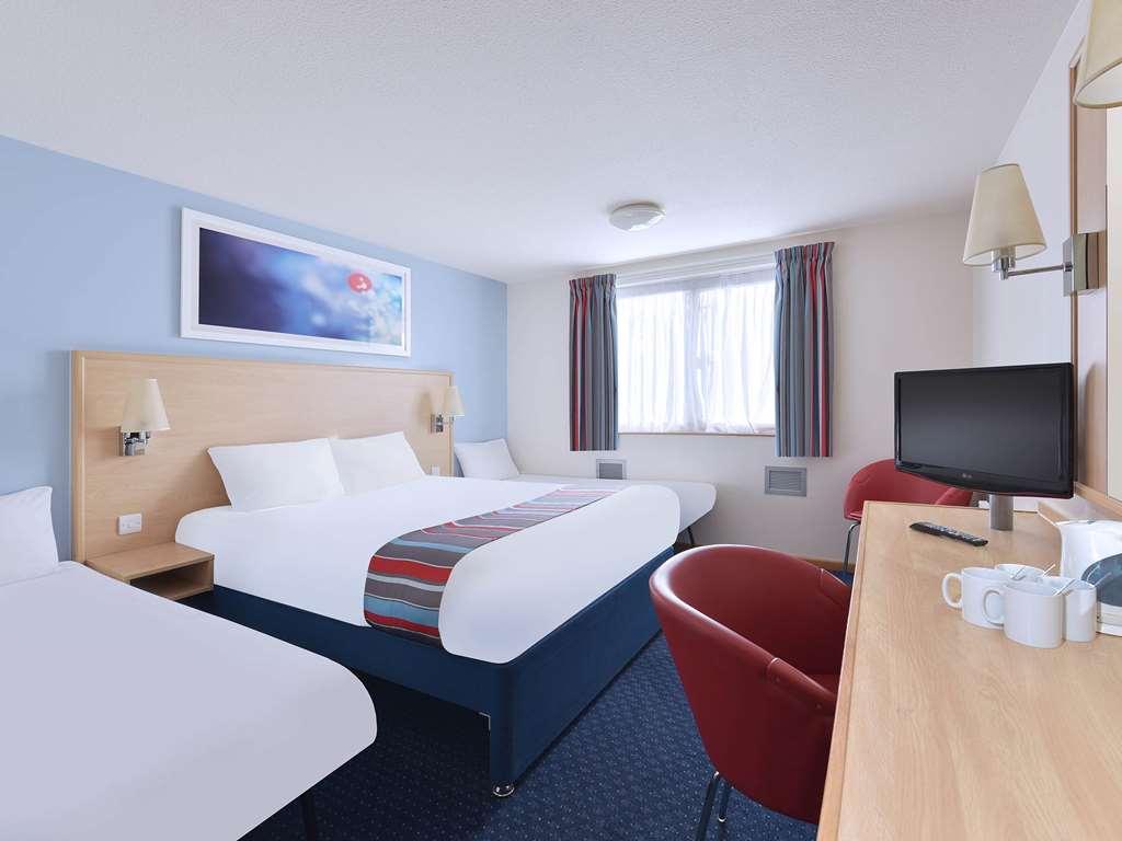 Travelodge Littlehampton Rustington Номер фото